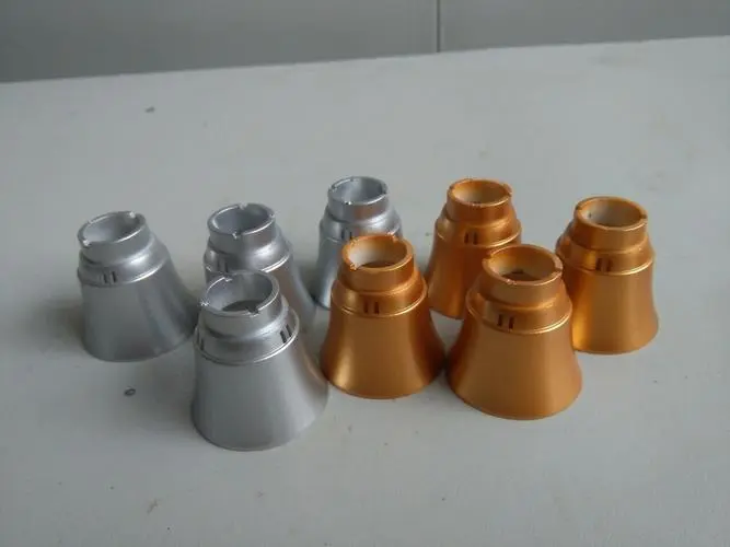 五金件噴漆產(chǎn)生的廢氣應該怎么處理呢？